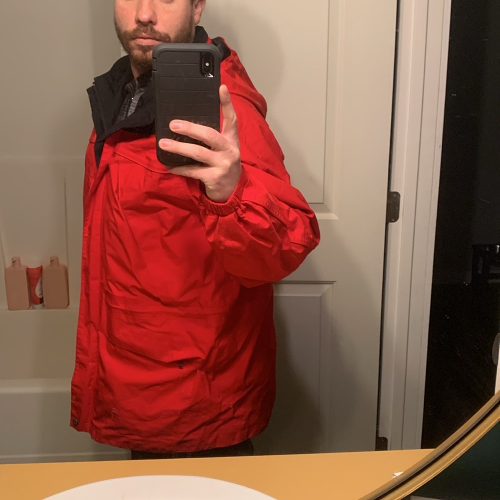 Eddie Bauer retro red rain coat! 🧥